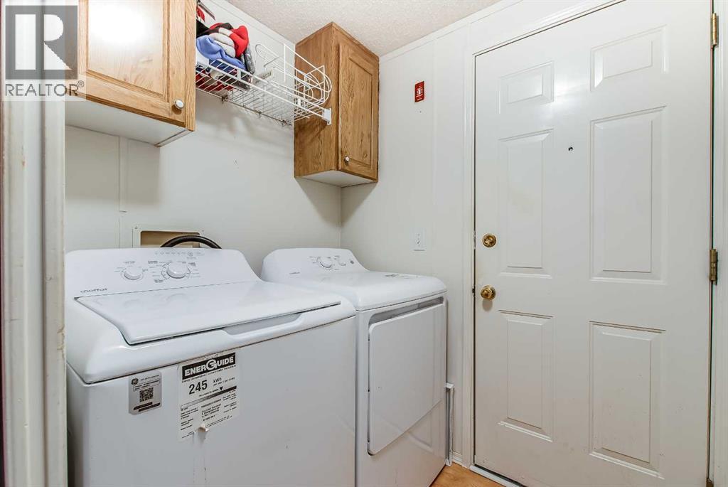 236, 4000 13 Avenue SE - 24