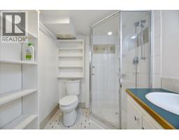 529 18 Avenue NW - photo 30