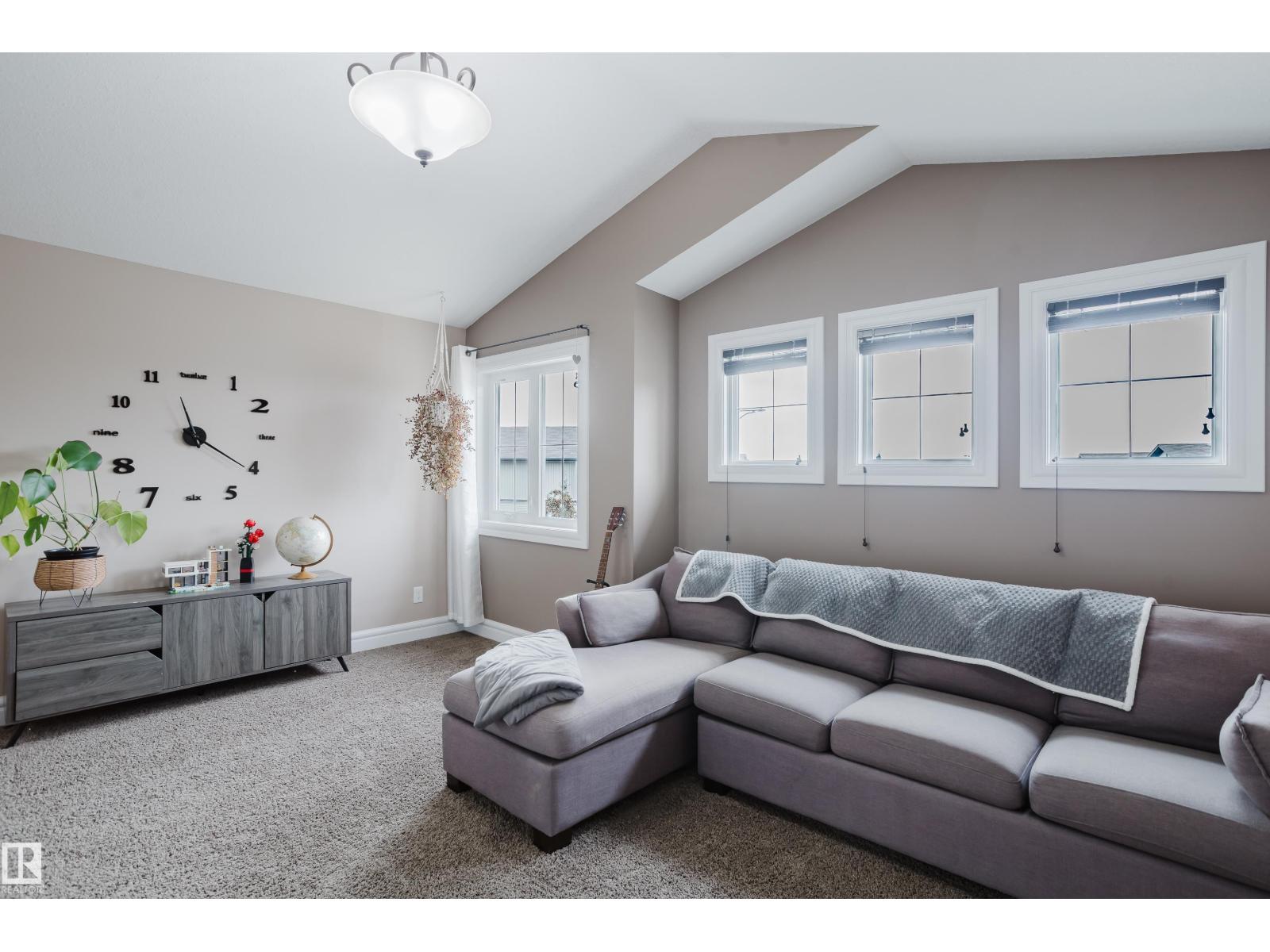 12207 171 AV NW - 32