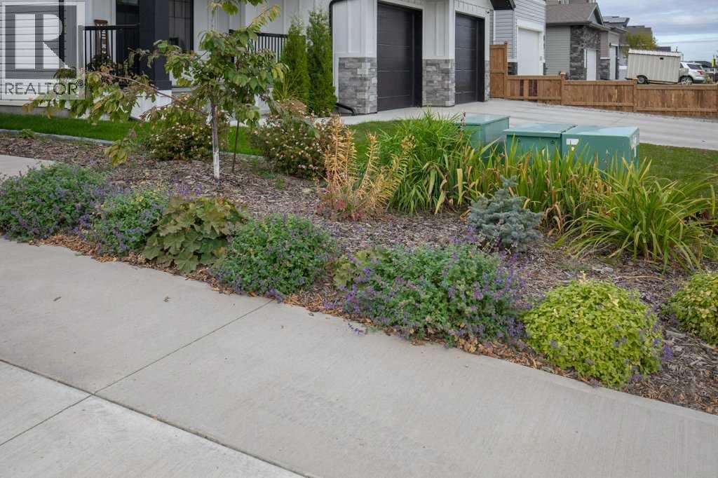 Listing photo – 85 Crestview Boulevard, Sylvan Lake