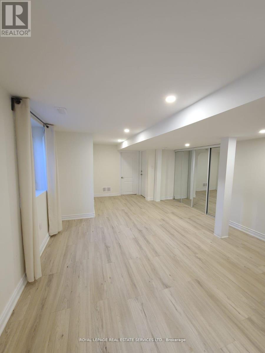 5245 Alicante Street — photo 14