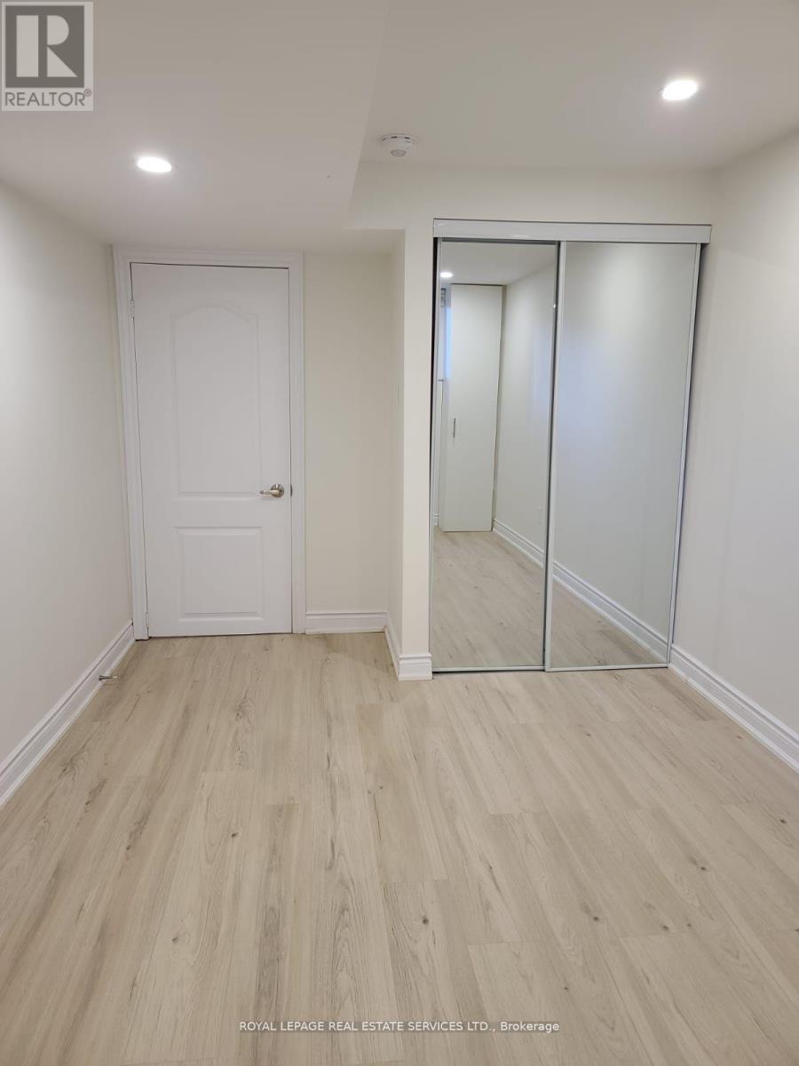 5245 Alicante Street — photo 11