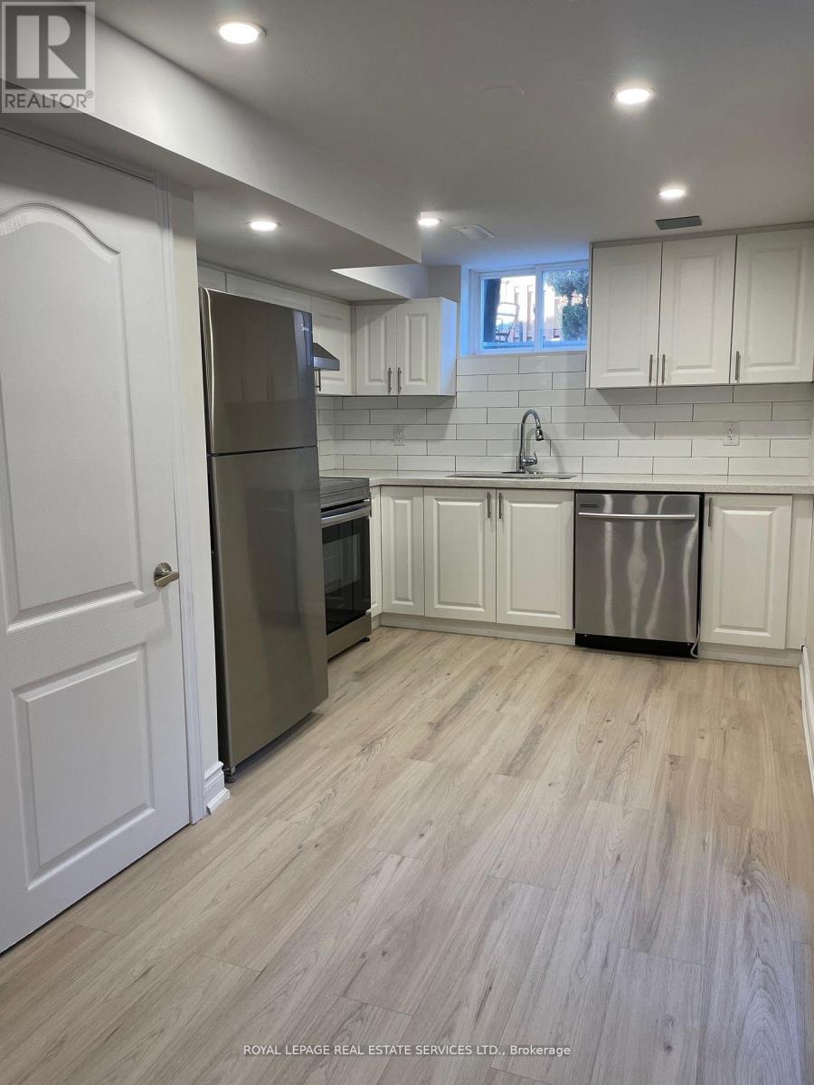 5245 Alicante Street — photo 8
