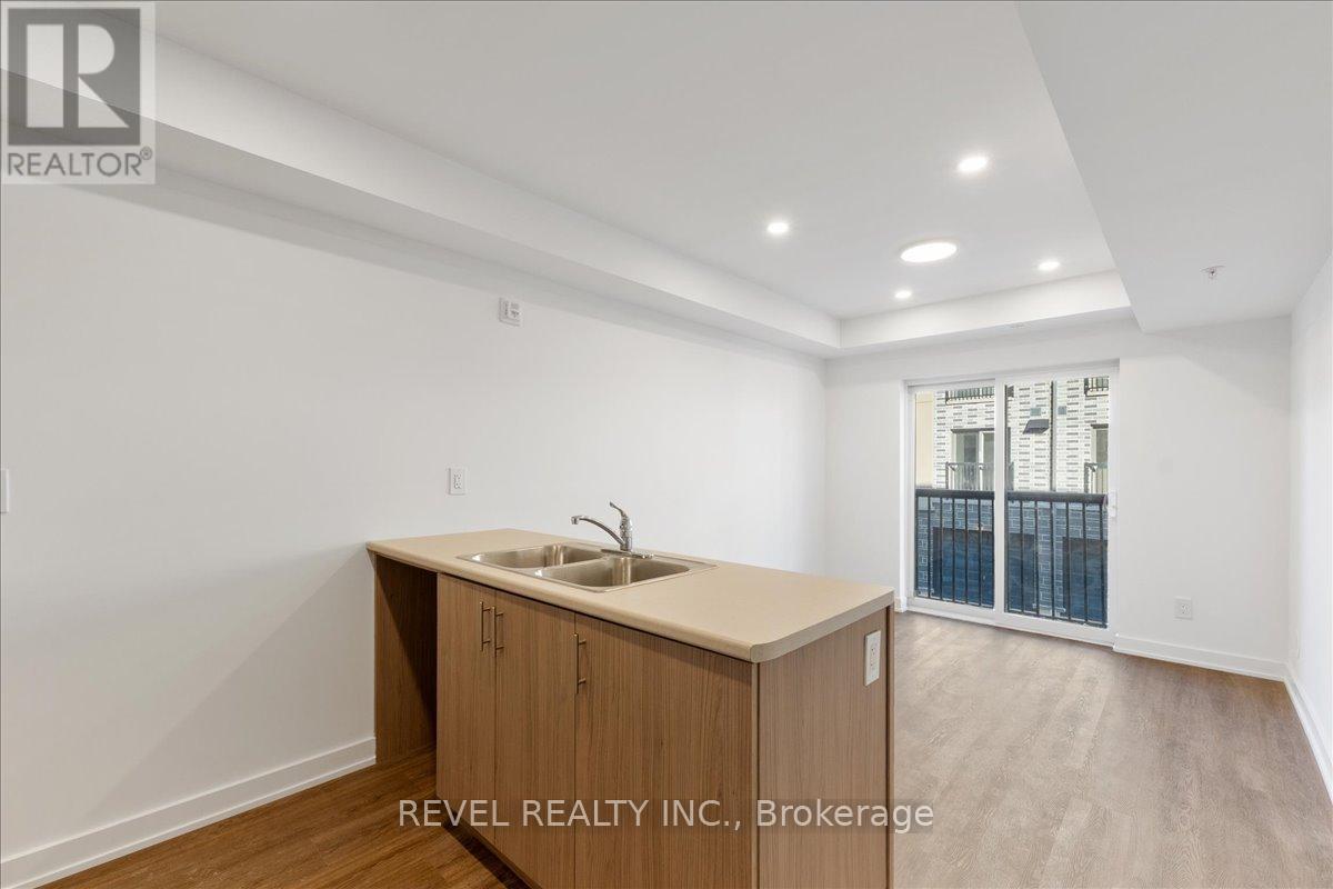 7- 200 Railway Engine House Way, Whitby, ON photo 10