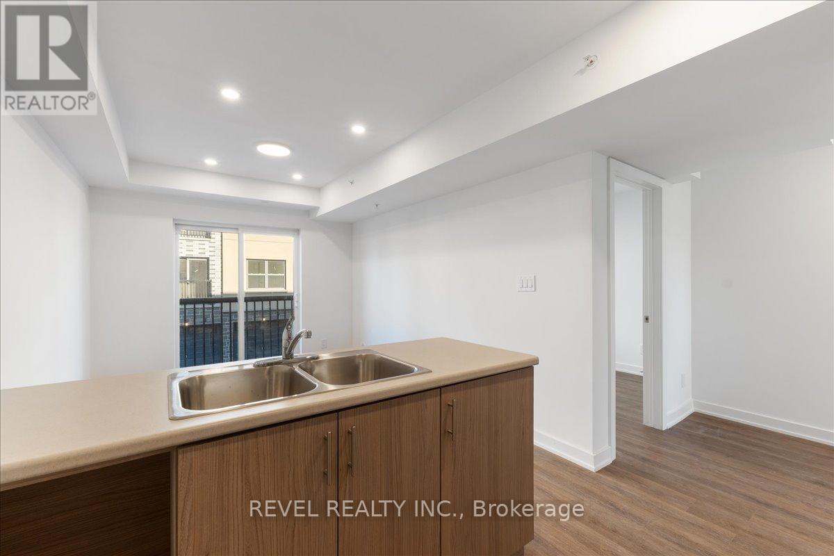 7- 200 Railway Engine House Way, Whitby, ON photo 15