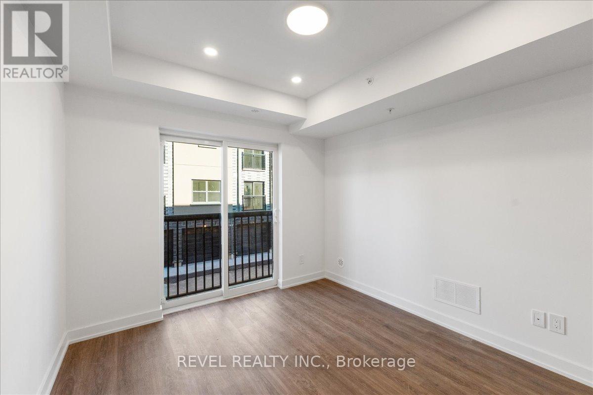 7- 200 Railway Engine House Way, Whitby, ON photo 17
