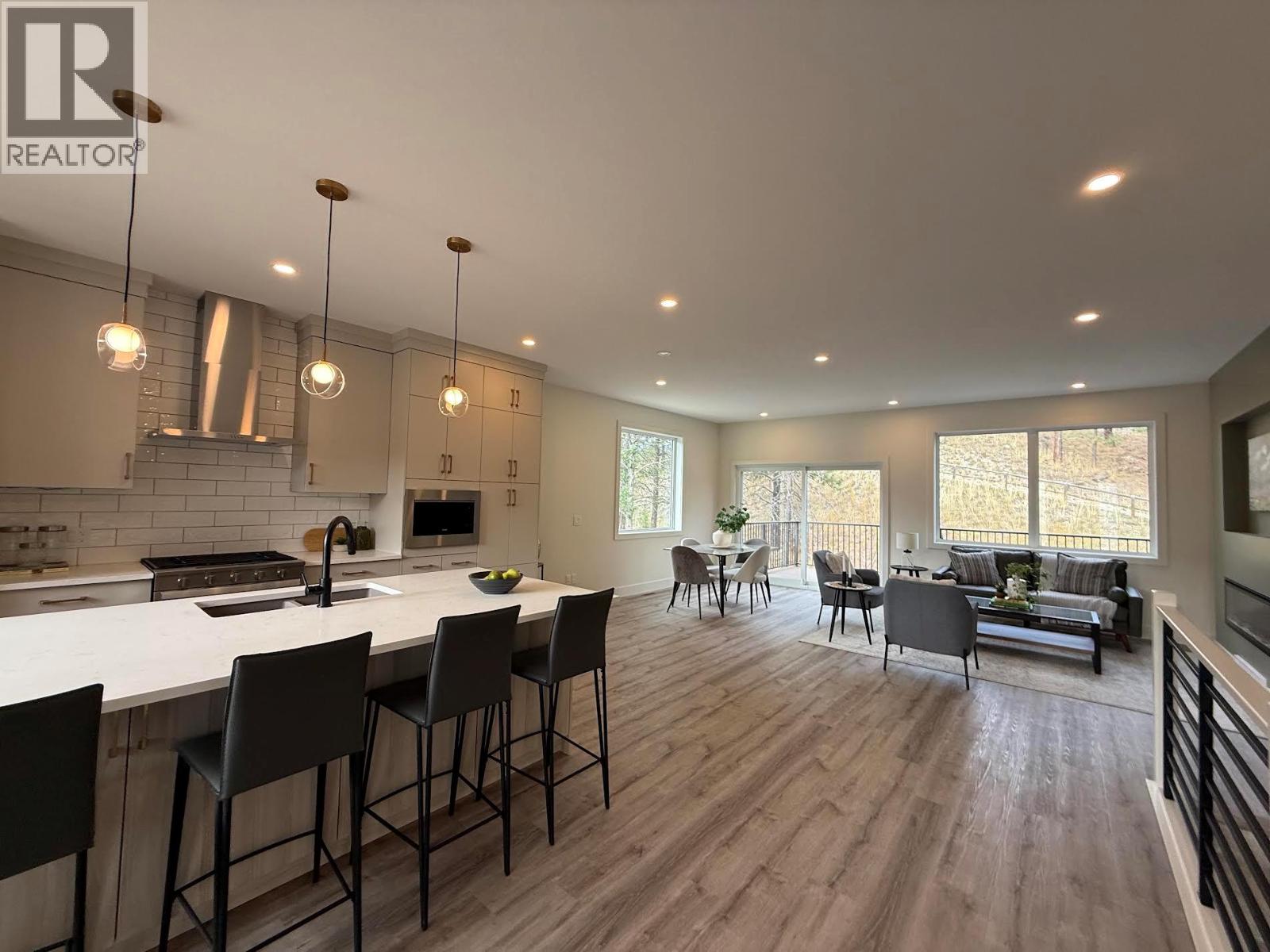 148 Shadow Mountain Boulevard, Cranbrook