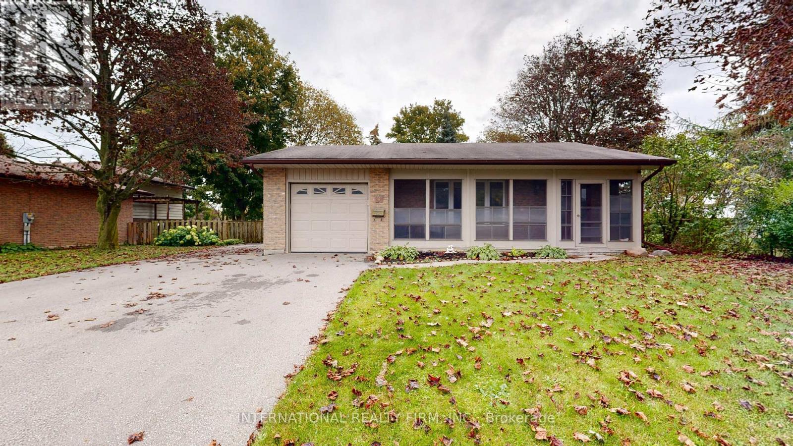 9 Vaughan Avenue, Port Hope, ON photo 19