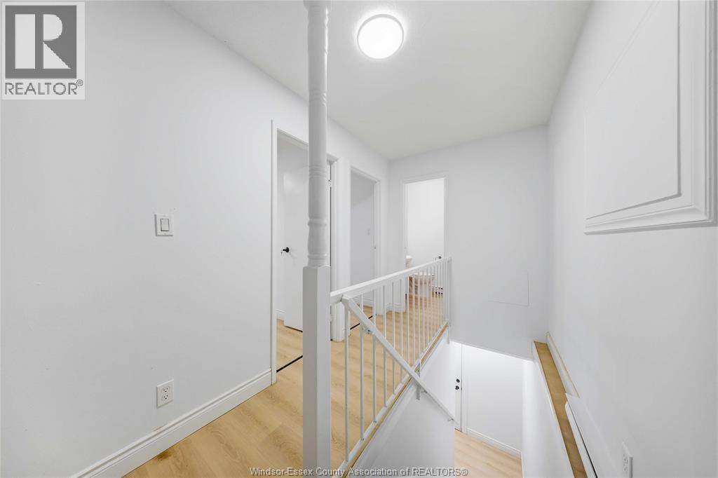 1341 Arncliffe Pl — photo 18