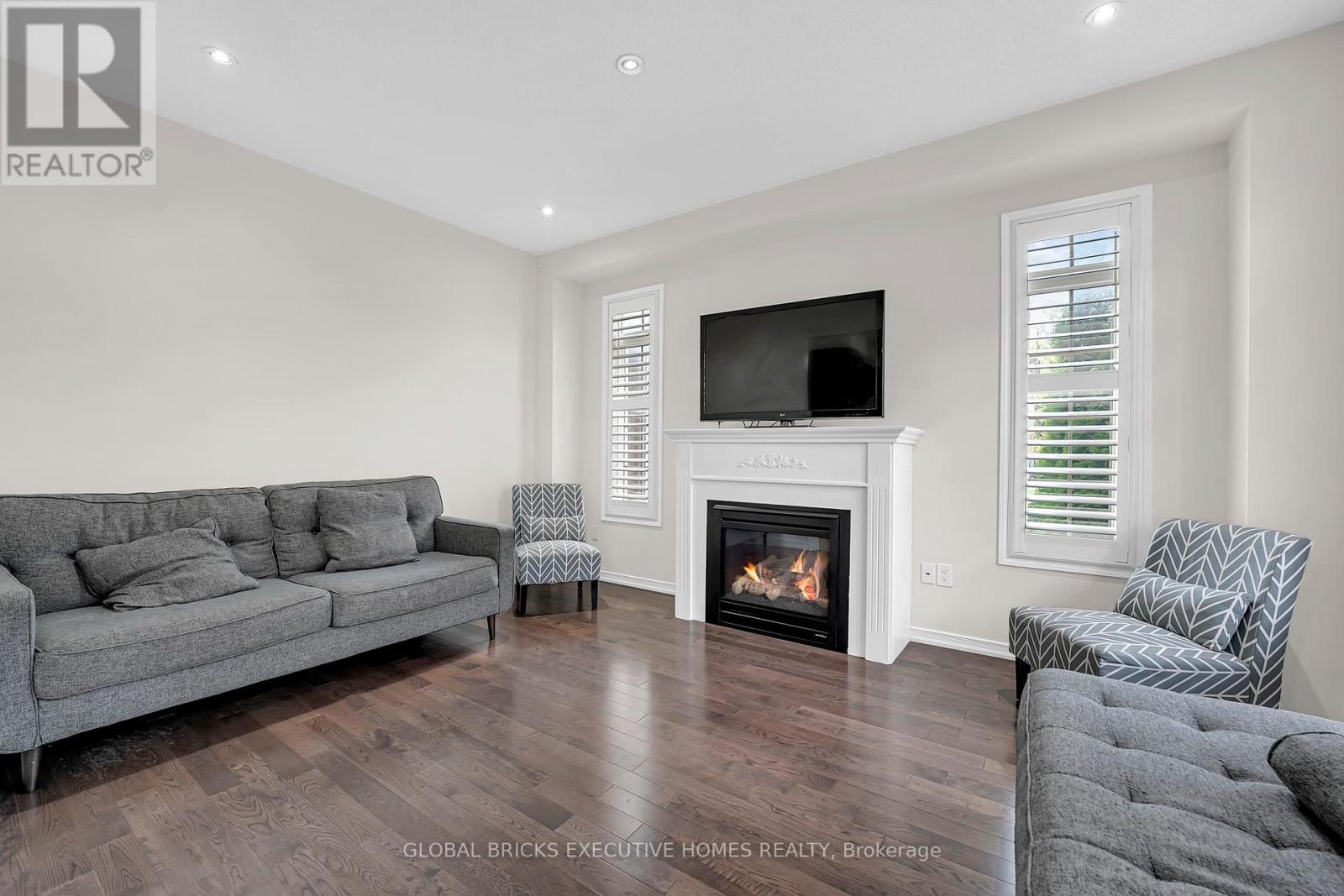 1534 Scenic Lane Drive, Pickering, ON photo 13