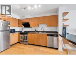 1001 751 Fairfield Rd, Victoria, BC V8W4A4 Photo 10