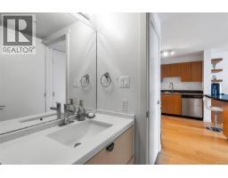 1001 751 Fairfield Rd, Victoria, BC V8W4A4 Photo 19