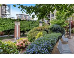 1001 751 Fairfield Rd, Victoria, BC V8W4A4 Photo 33