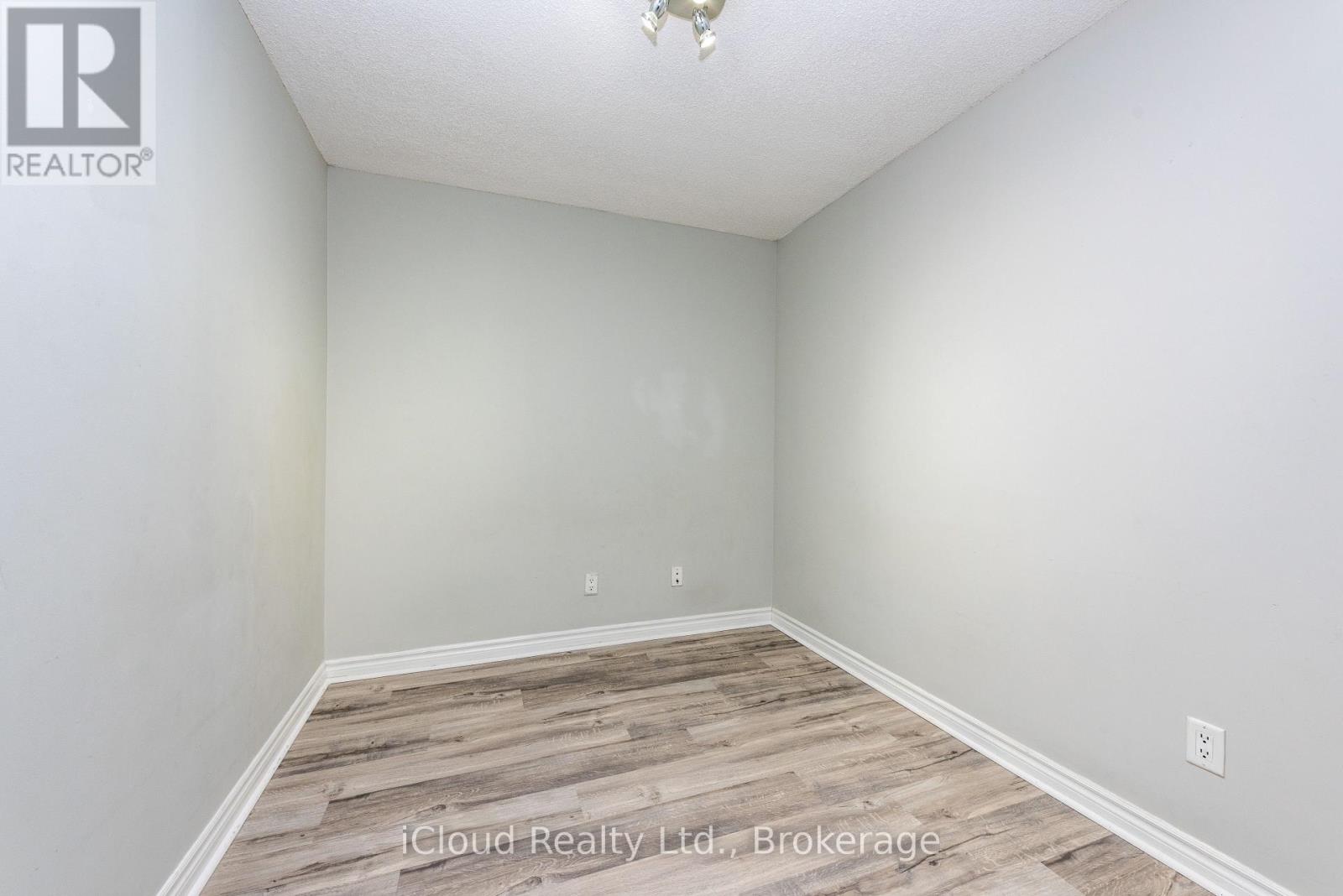 2521- 3888 Duke Of York Boulevard, Mississauga, ON photo 34