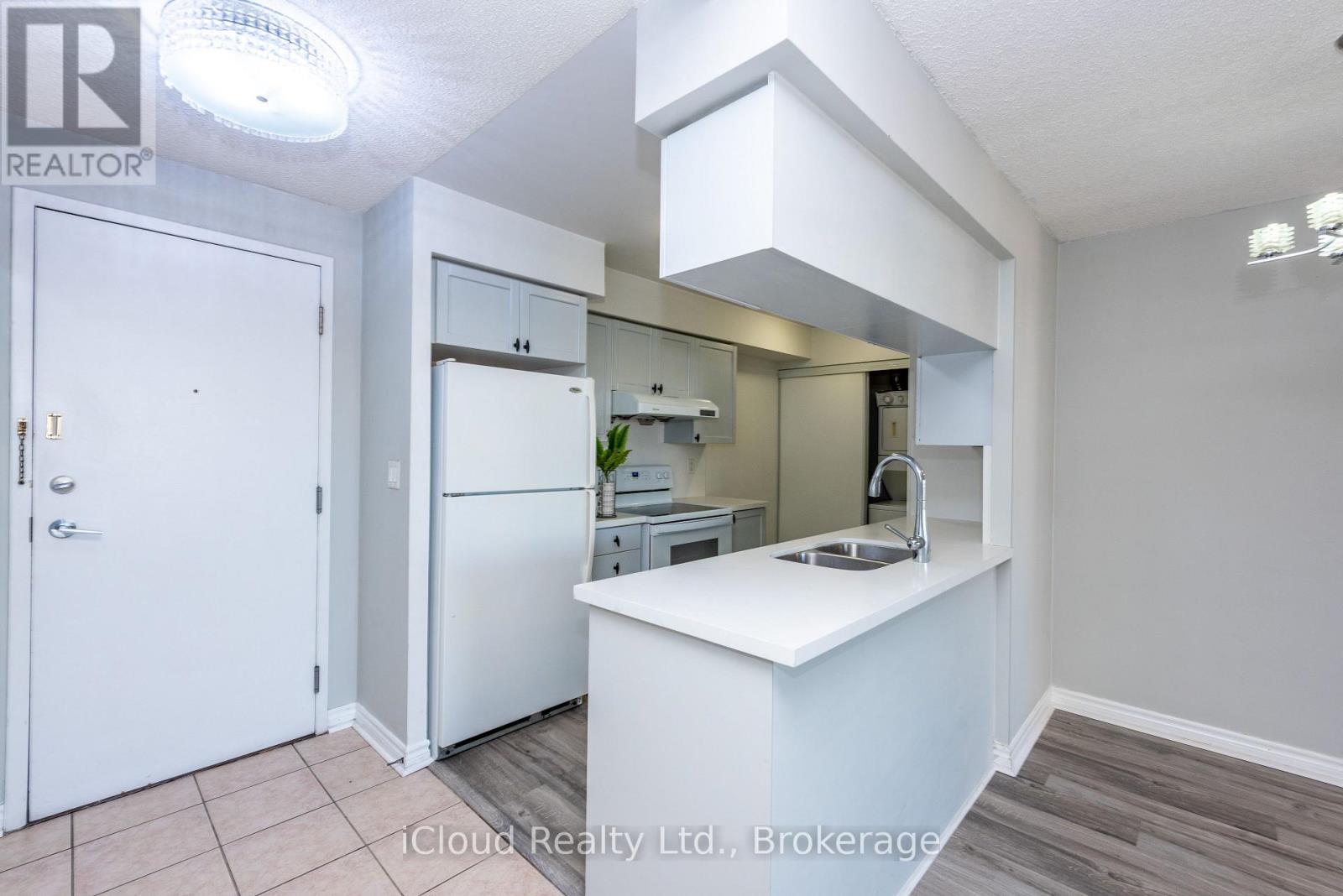 2521- 3888 Duke Of York Boulevard, Mississauga, ON photo 39
