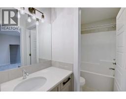12 Topaz Place - photo 32