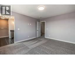 4 Topaz Place - photo 35