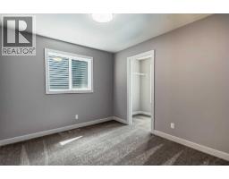 4 Topaz Place - photo 40