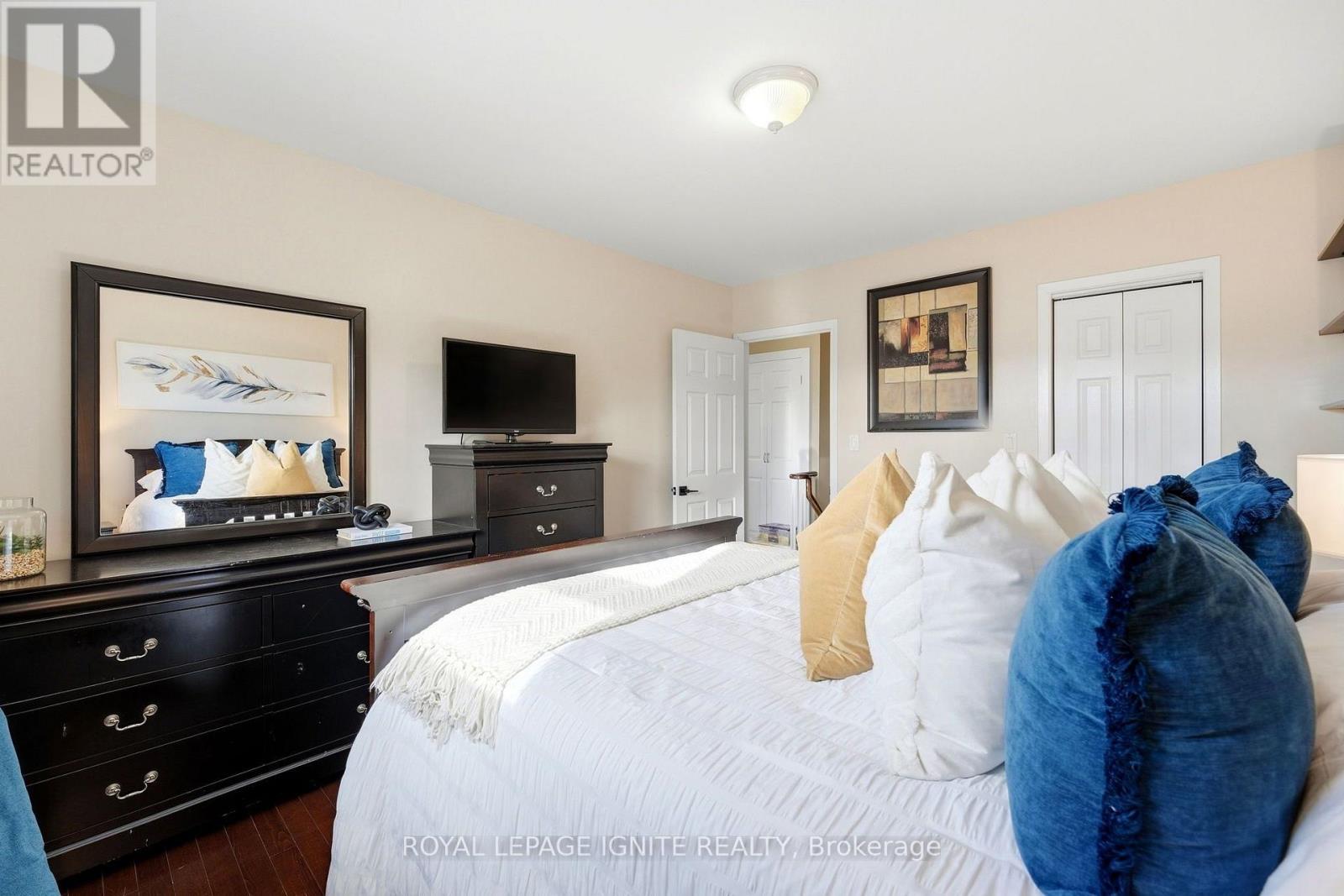4 Buttercup Court, Toronto, ON photo 14