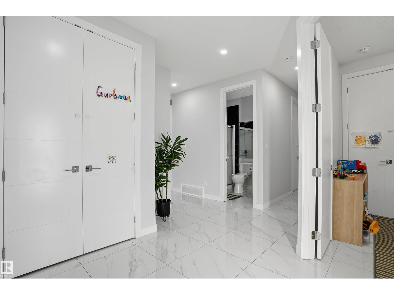 3602 41 AVE - 4
