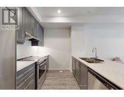 Th 350 - 100 Honeycrisp Crescent, Vaughan, ON L4K0N7 Photo 12