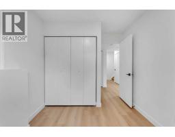 D, 903 44 Street Se, Calgary, AB T2A5K7 Photo 13