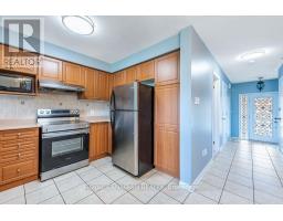 22 Bay Breeze Drive, Brampton, ON L6R0M1 Photo 14