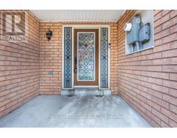 Bedroom 3 - 22 Bay Breeze Drive, Brampton, ON L6R0M1 Photo 6