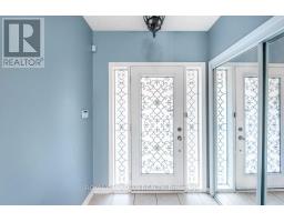 22 Bay Breeze Drive, Brampton, ON L6R0M1 Photo 7