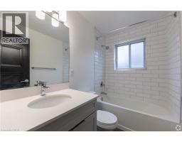 285 Erb Street W Unit# 809, Waterloo, ON N2L1W4 Photo 6