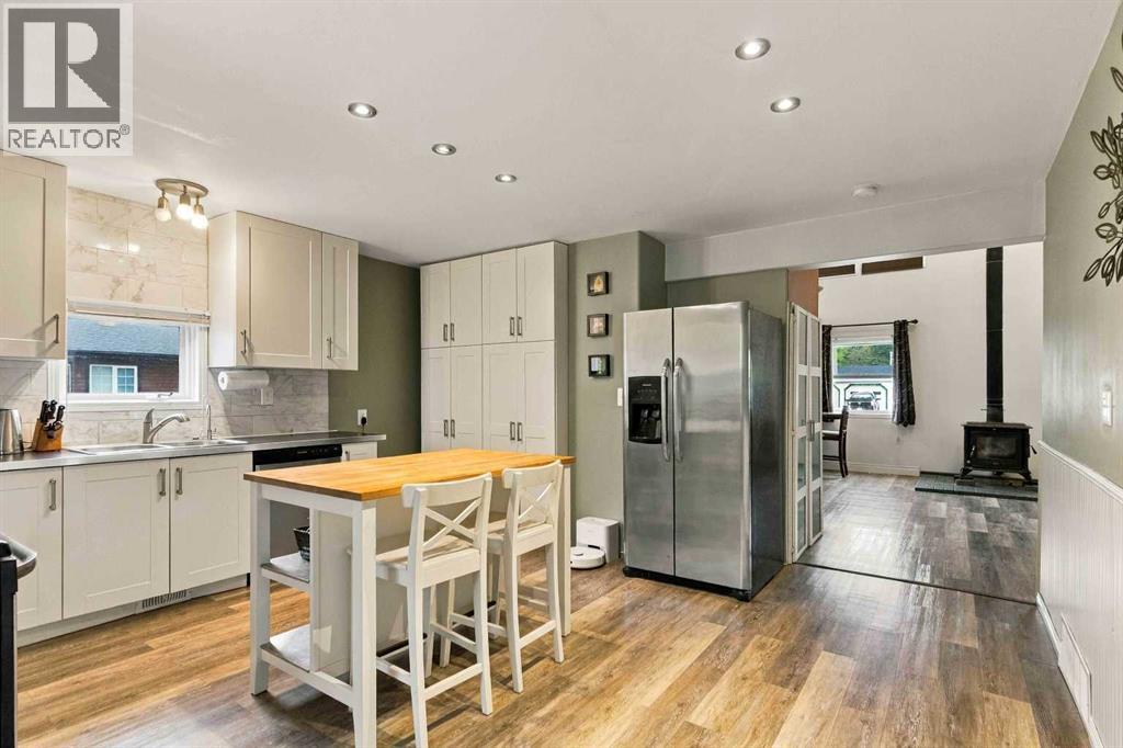54 Poplar Crescent - Image 11