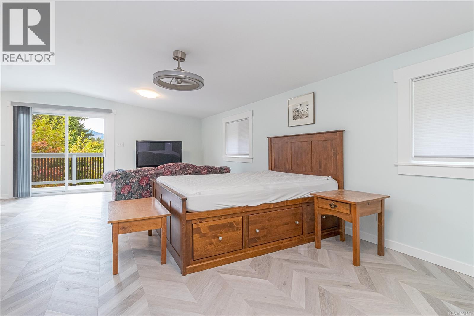 80 North Shore Rd - 23