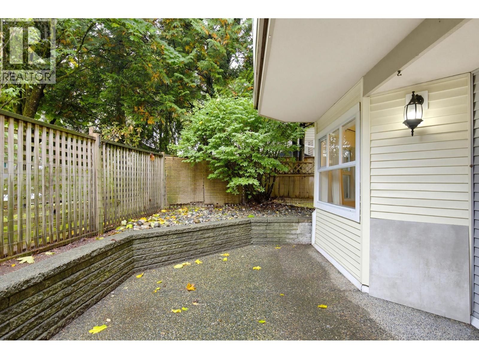 Photo of 105 20556 113 AVENUE 34