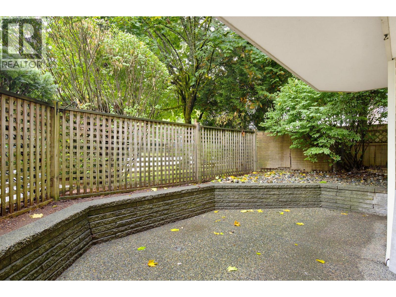 Photo of 105 20556 113 AVENUE 33