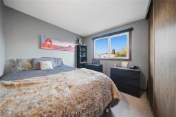 100 Petriw Bay, Winnipeg, MB R2R1K3 Photo 18