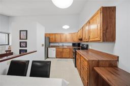 100 Petriw Bay, Winnipeg, MB R2R1K3 Photo 13