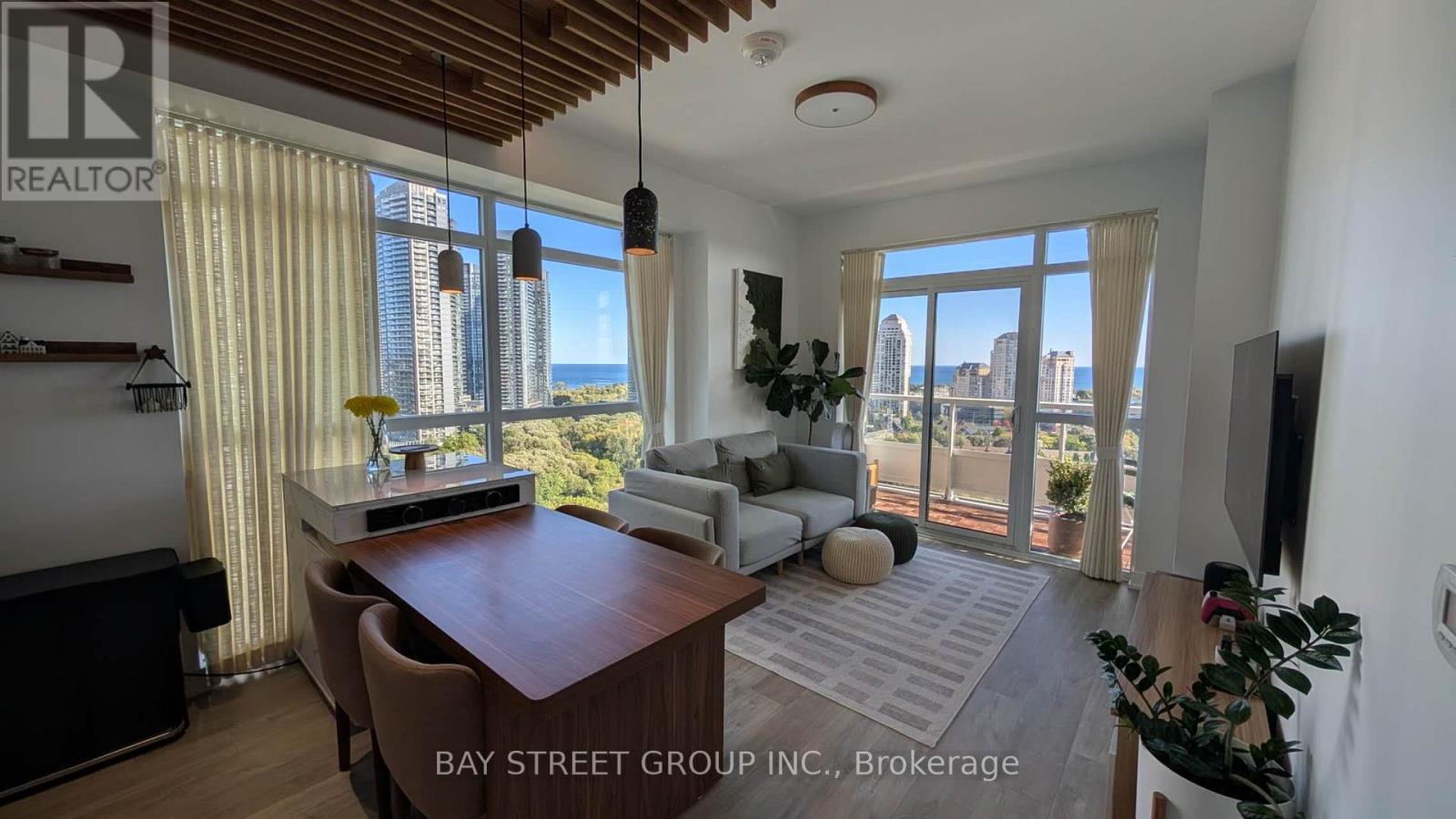 #1604 251 MANITOBA STREET - 13