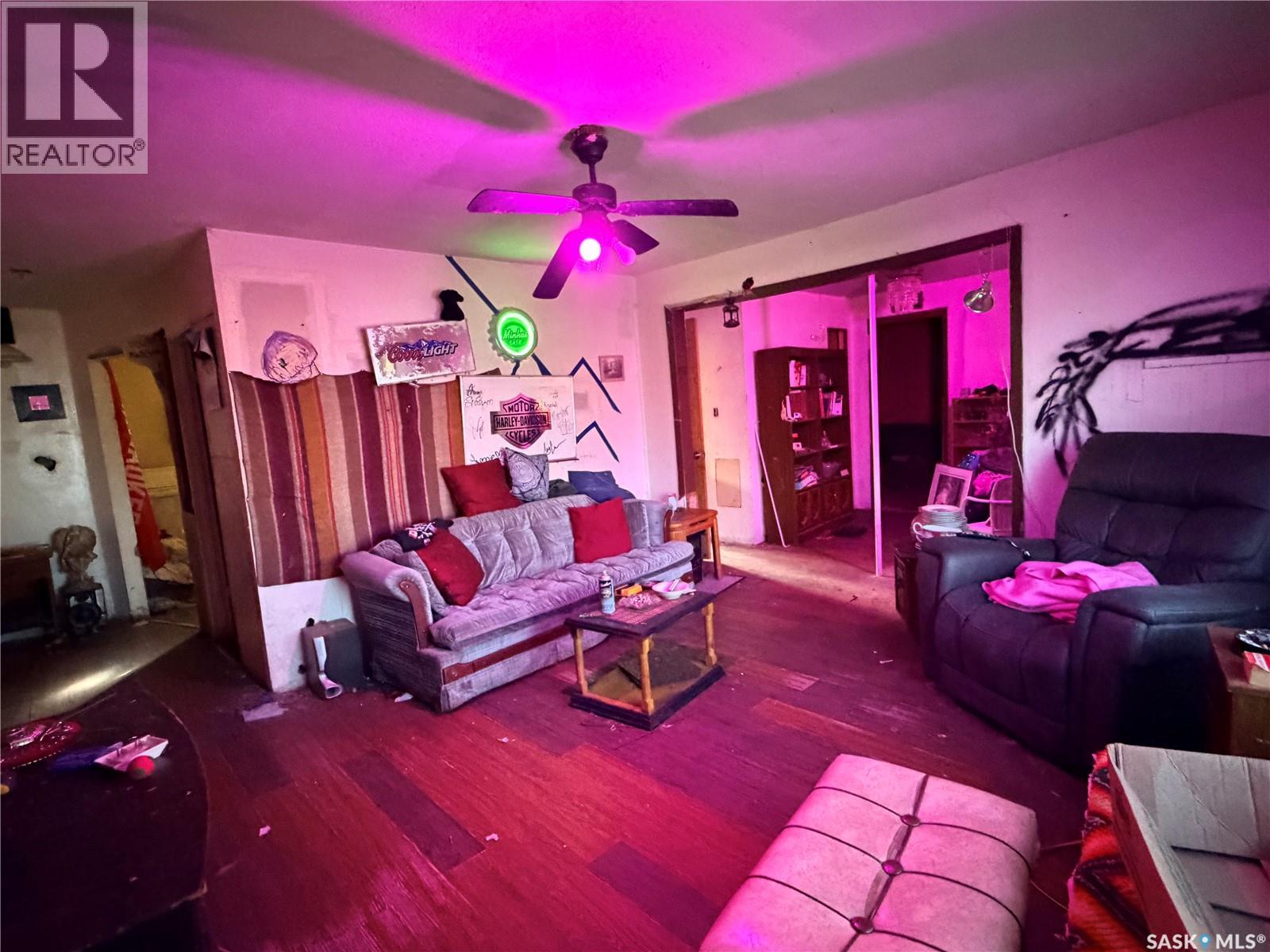 315 3rd AVENUE W - 5