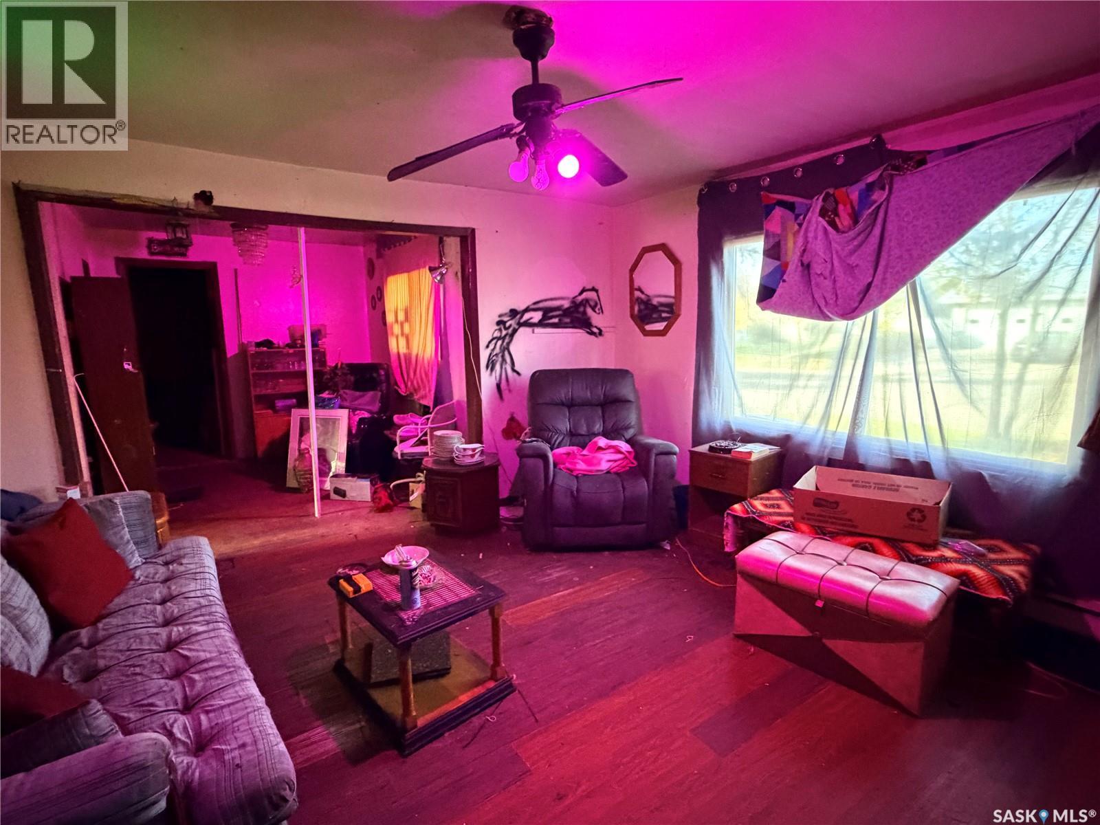 315 3rd AVENUE W - 6