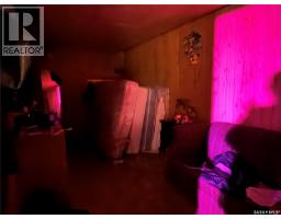 315 3rd Avenue W, Assiniboia, SK S0H0B0 Photo 10