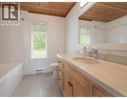 5301 Stamford Place, Sechelt, BC V7Z0C2 Photo 15