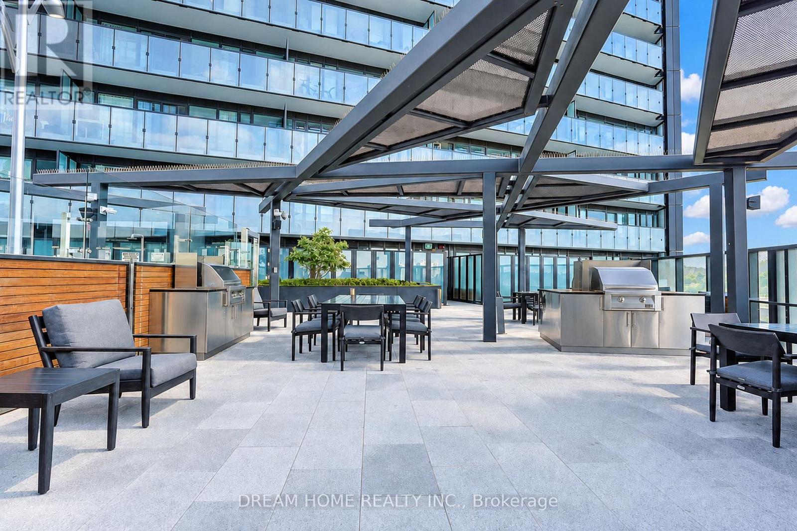 1622- 585 Bloor Street East, Toronto, ON photo 11