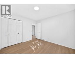 355 Millrise Drive SW - photo 37