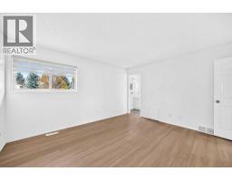 355 Millrise Drive SW - photo 28