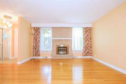 12 Barberry Road, Winnipeg, MB R2J2G9 Photo 9