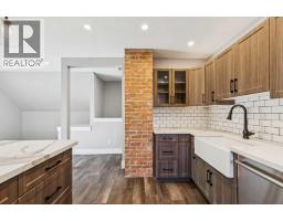 1212 18 Avenue NW - photo 32