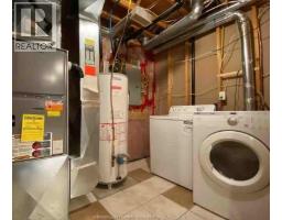 4537 Fontana Avenue Unit# Lower, Windsor, ON N9G3C8 Photo 10