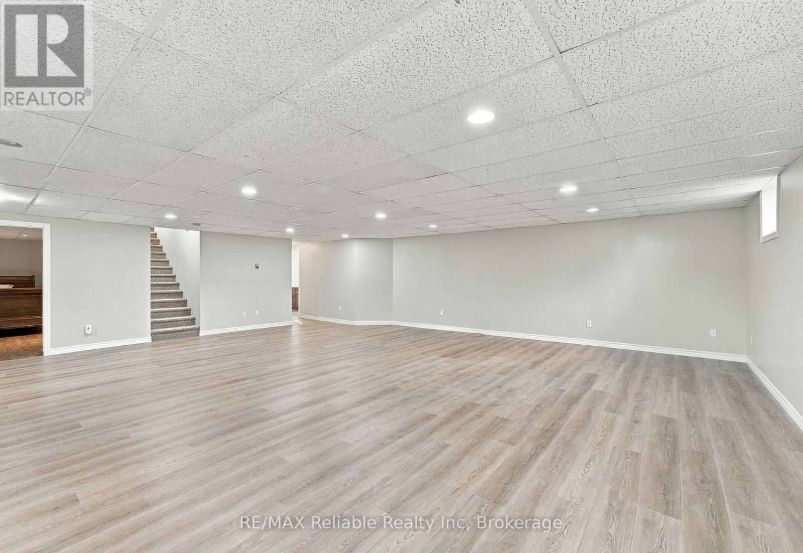 201 COWPER STREET - 28