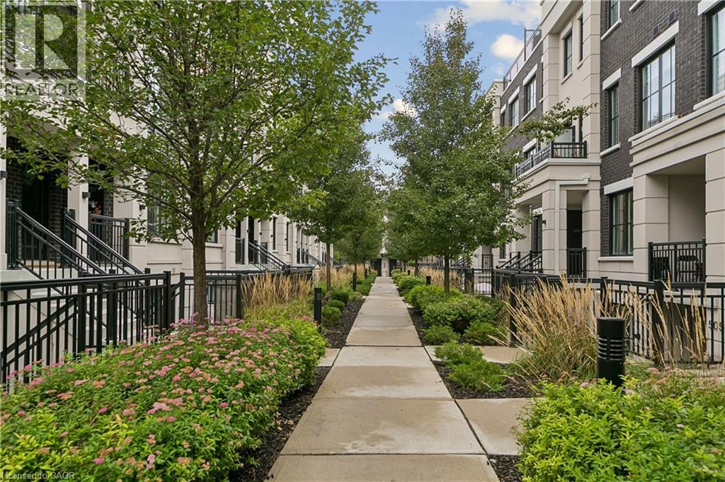 Photo of 665 CRICKLEWOOD Drive Unit# 703