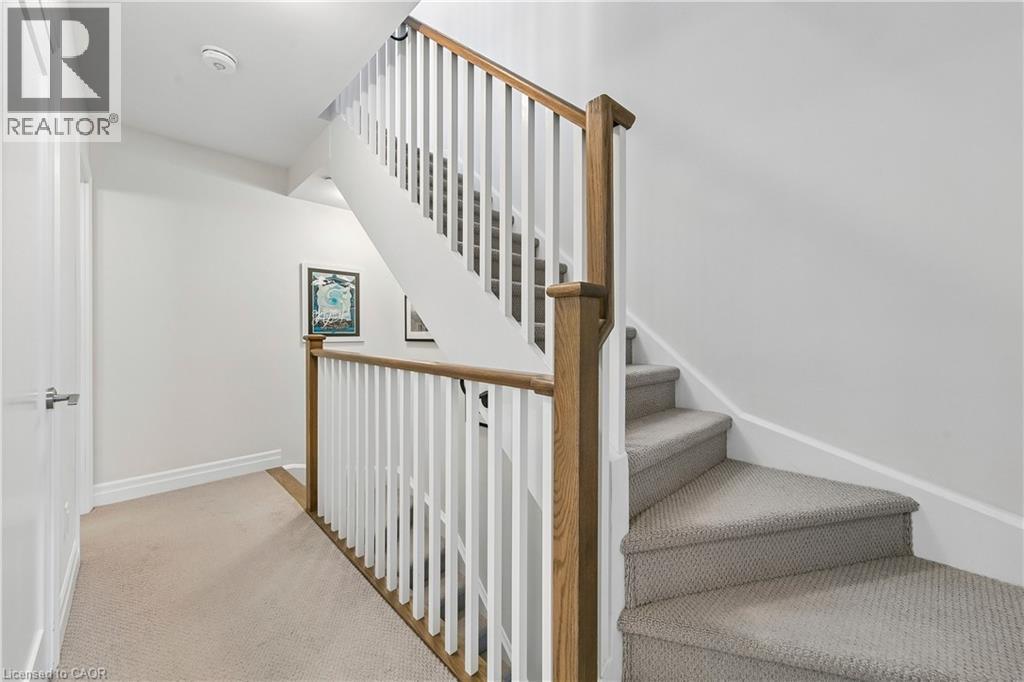 #703 665 CRICKLEWOOD Drive - Image 32